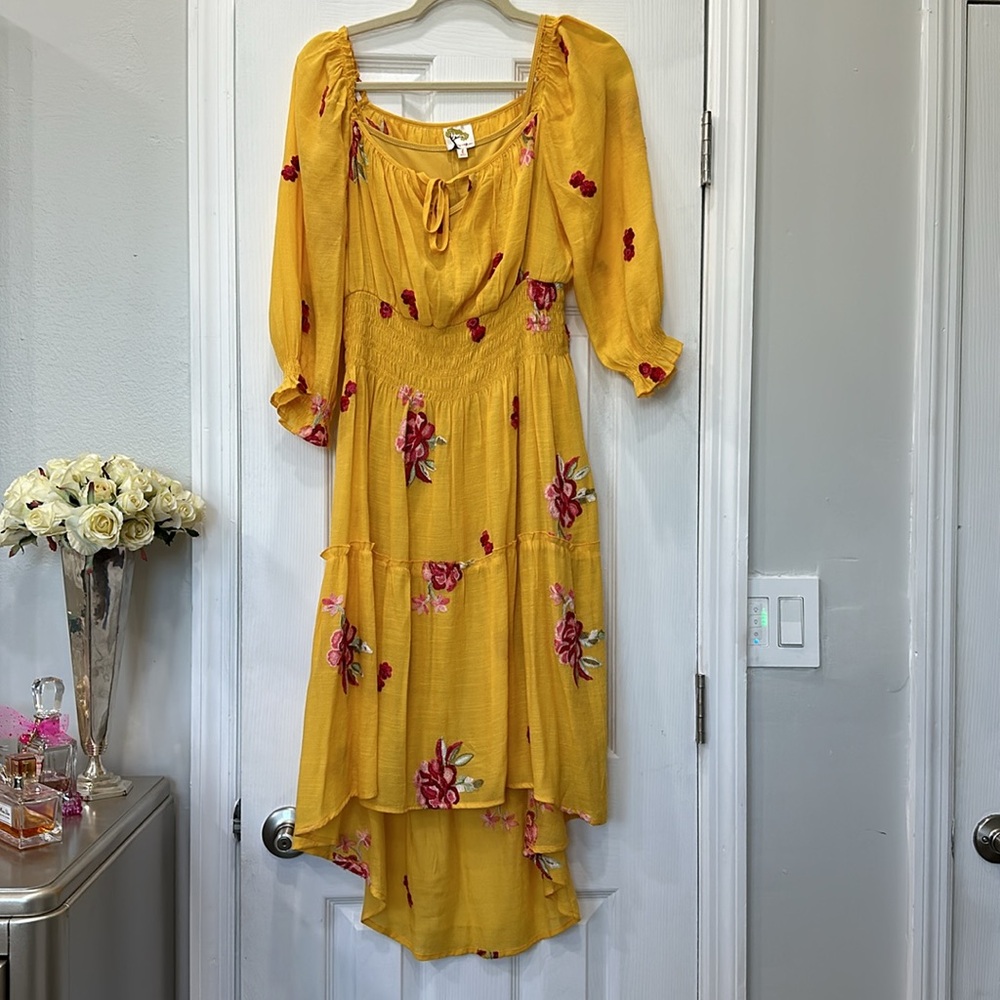Beautiful summer dress by fig and flower - Picture 2 of 11